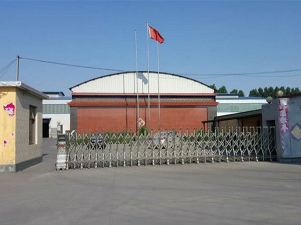 廠(chǎng)區(qū)大門(mén)